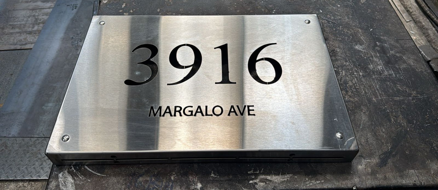 Custom Steel Address Sign with LED Backlighting – Modern Corten Style House Numbers