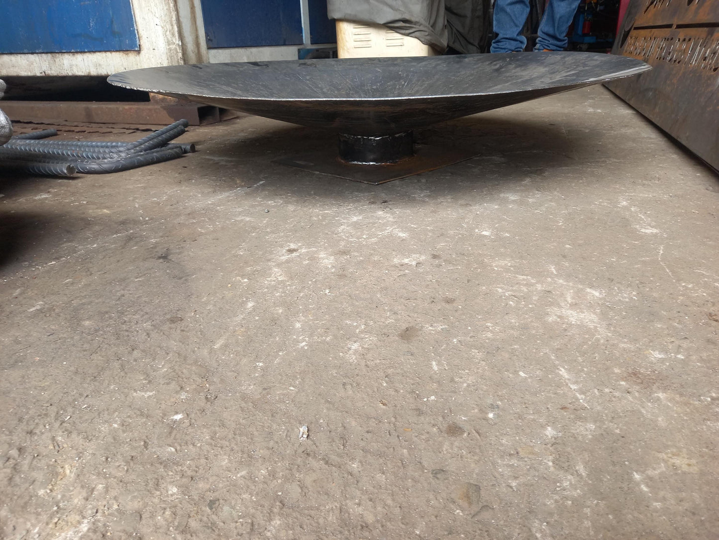 Minimalist Water Bowl with LED Light – 30” Handcrafted Outdoor Accent for Garden or Patio