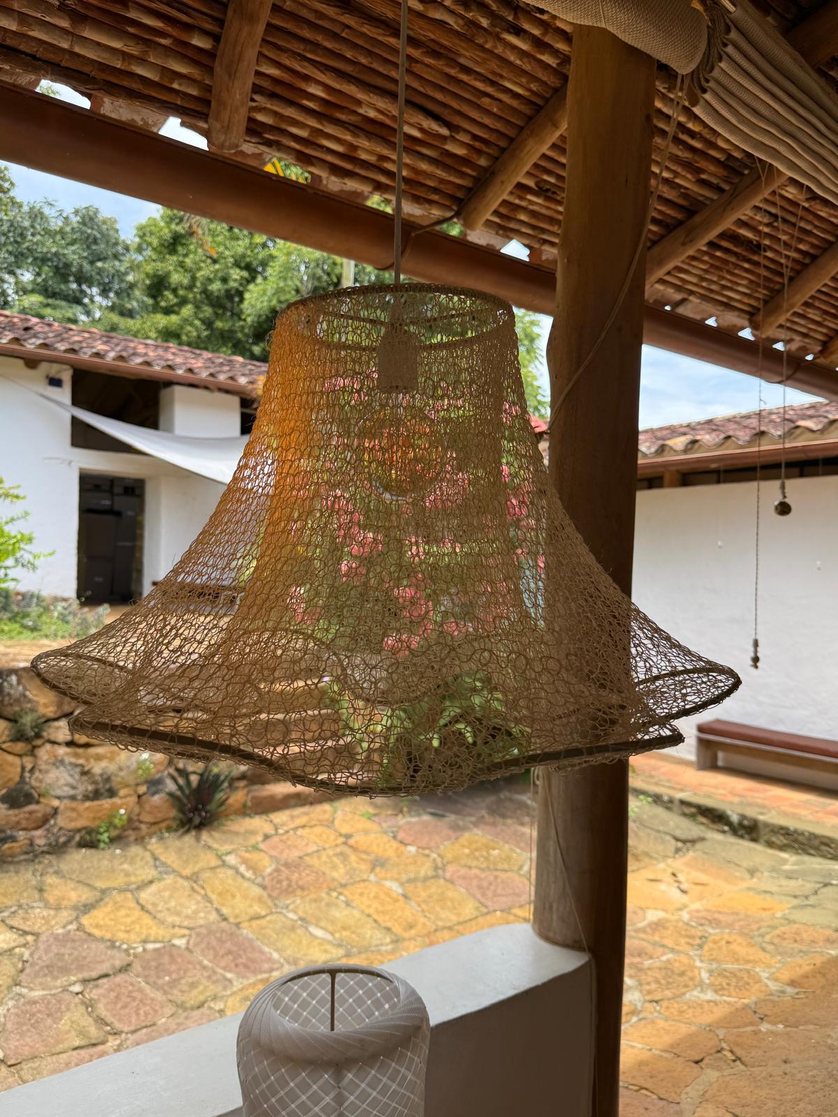 SINUOSA - Handwoven Fique Pendant Light, Natural Fiber Boho Chandelier, Rustic Farmhouse Lamp