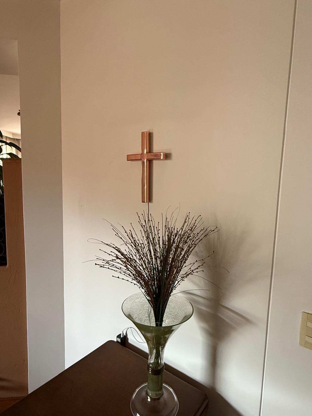 Modern LED Steel Cross | Illuminated Wall Decor, Ambient Glow, Minimalist Design