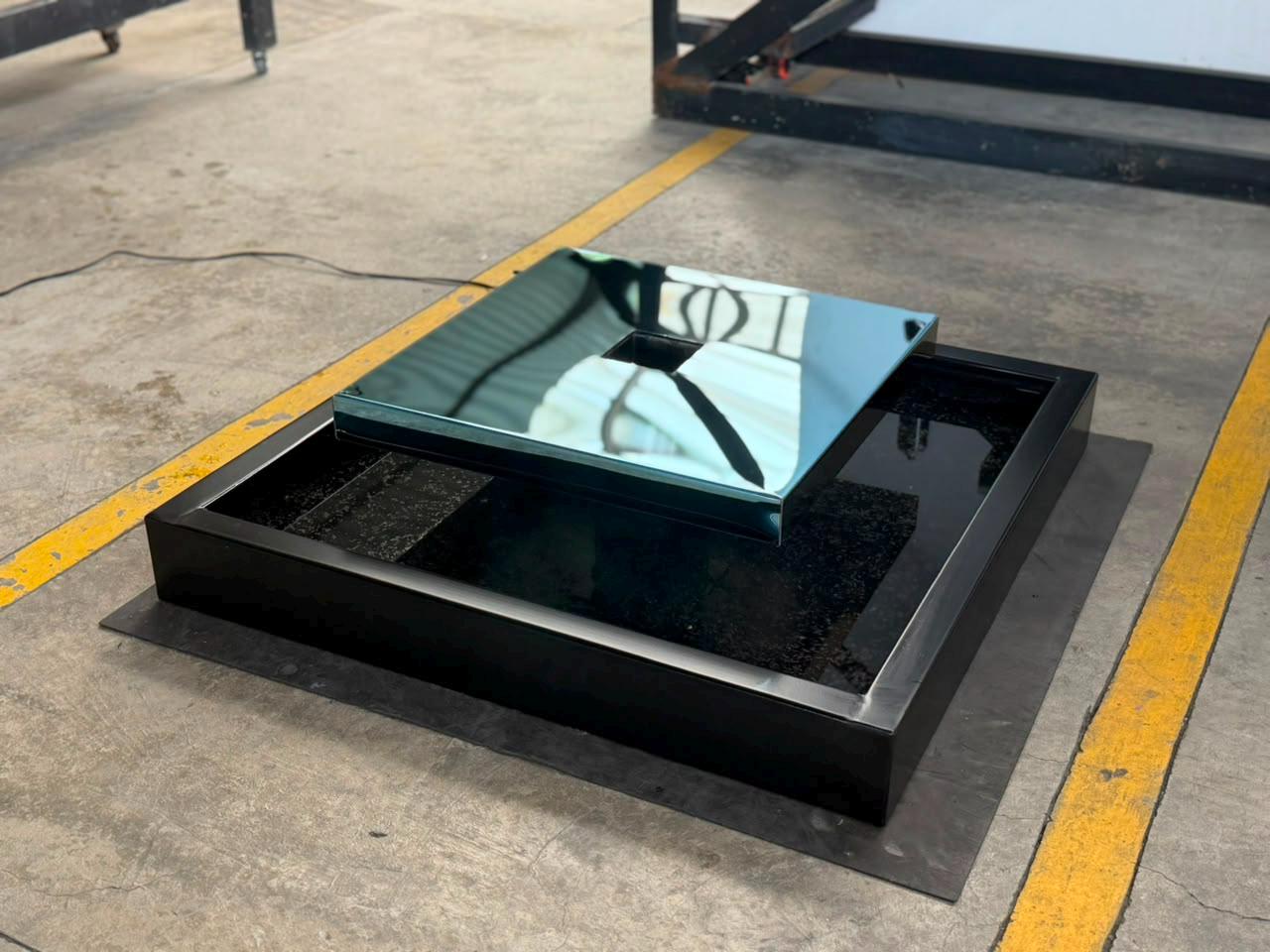Modern Floating Steel Water Feature - Minimalist Outdoor Garden Fountain - Plug & Play